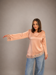 Top Asymétrique Dentelle - Ligne Signature