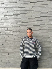Haut Rayé Oversize Noir & Blanc – Manches Longues– Coupe Streetwear