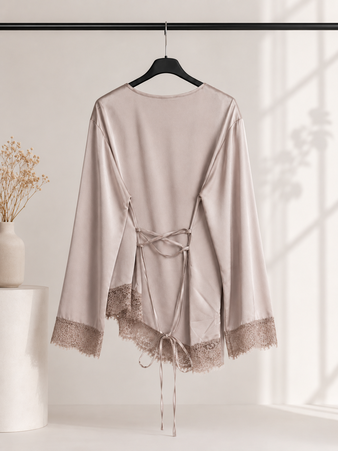 Top Asymétrique Dentelle - Ligne Signature