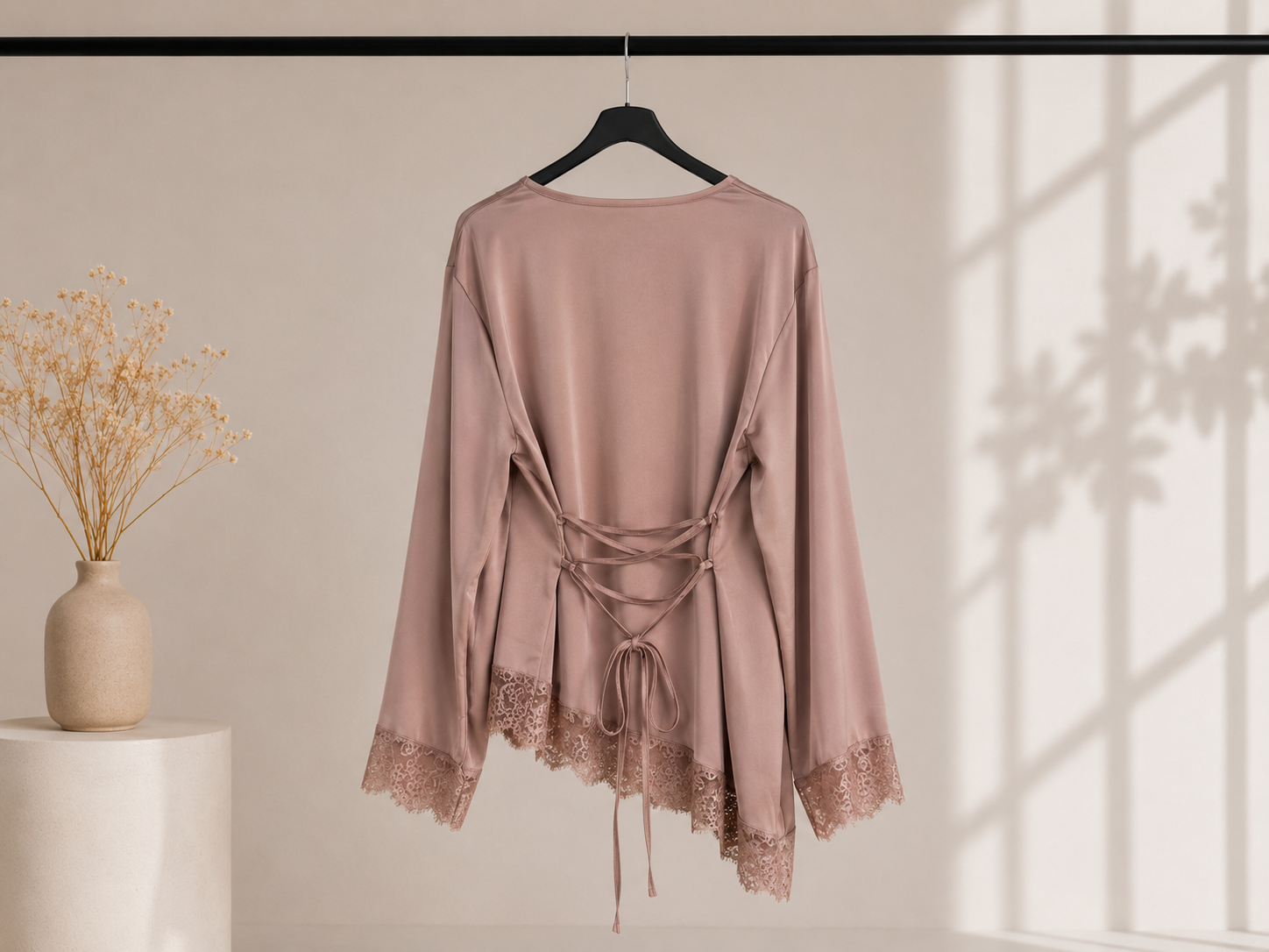Top Asymétrique Dentelle - Ligne Signature